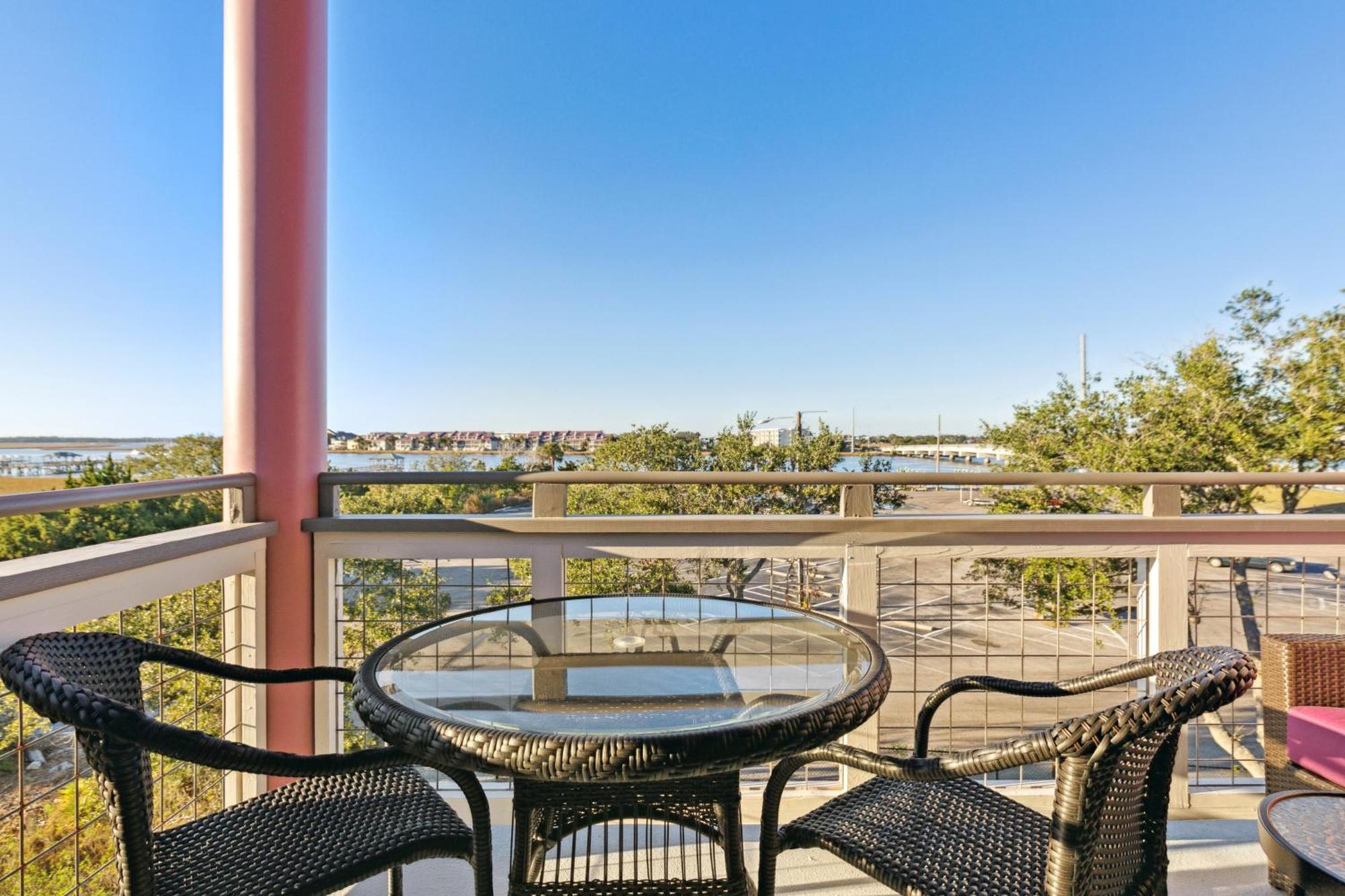 Hotel Folly With Marsh And Sunset Views Folly Beach Exterior foto